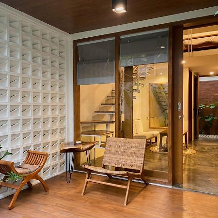 Smedi Coliving Hotel ยอกยาการ์ตา ภายนอก รูปภาพ