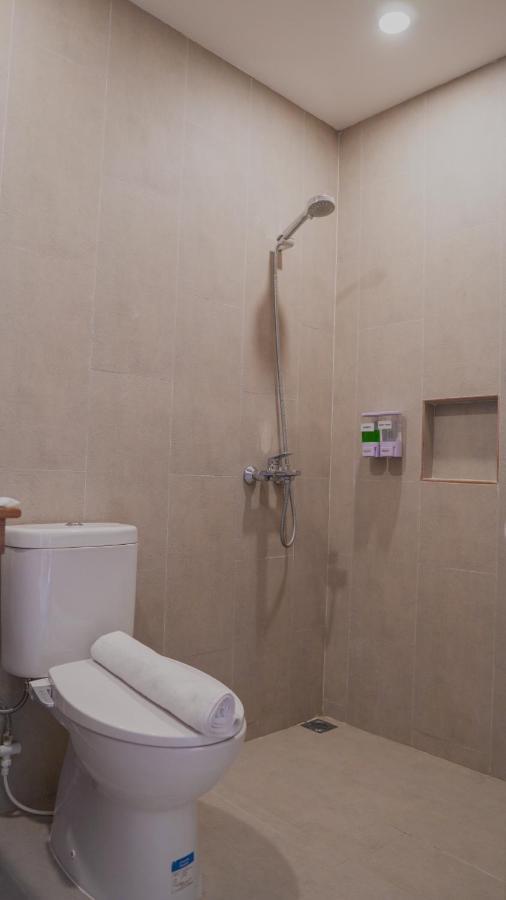 Smedi Coliving Hotel ยอกยาการ์ตา ภายนอก รูปภาพ